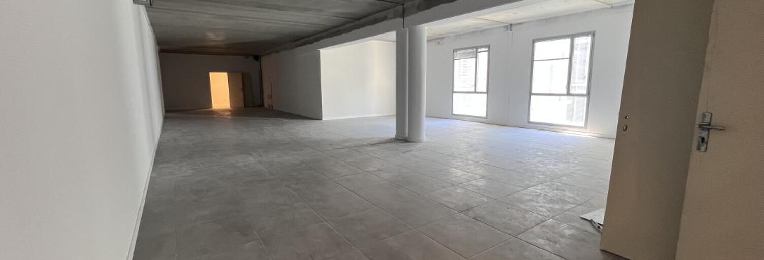 Bureau  140 m² à vendre à Saint-Denis (97400)