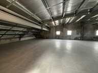 BUREAU DE 293 m² — photo 2