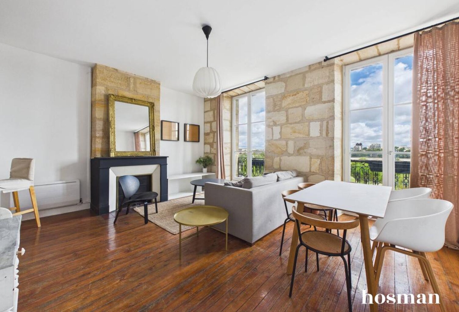 Magnifique appartement T2 de 56 m² avec vue dégagée sur les quais – Quai Sainte-Croix, Bordeaux — photo 1