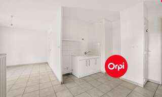 Appartement 1 Pièce 30 m² à louer à Bron (69500)