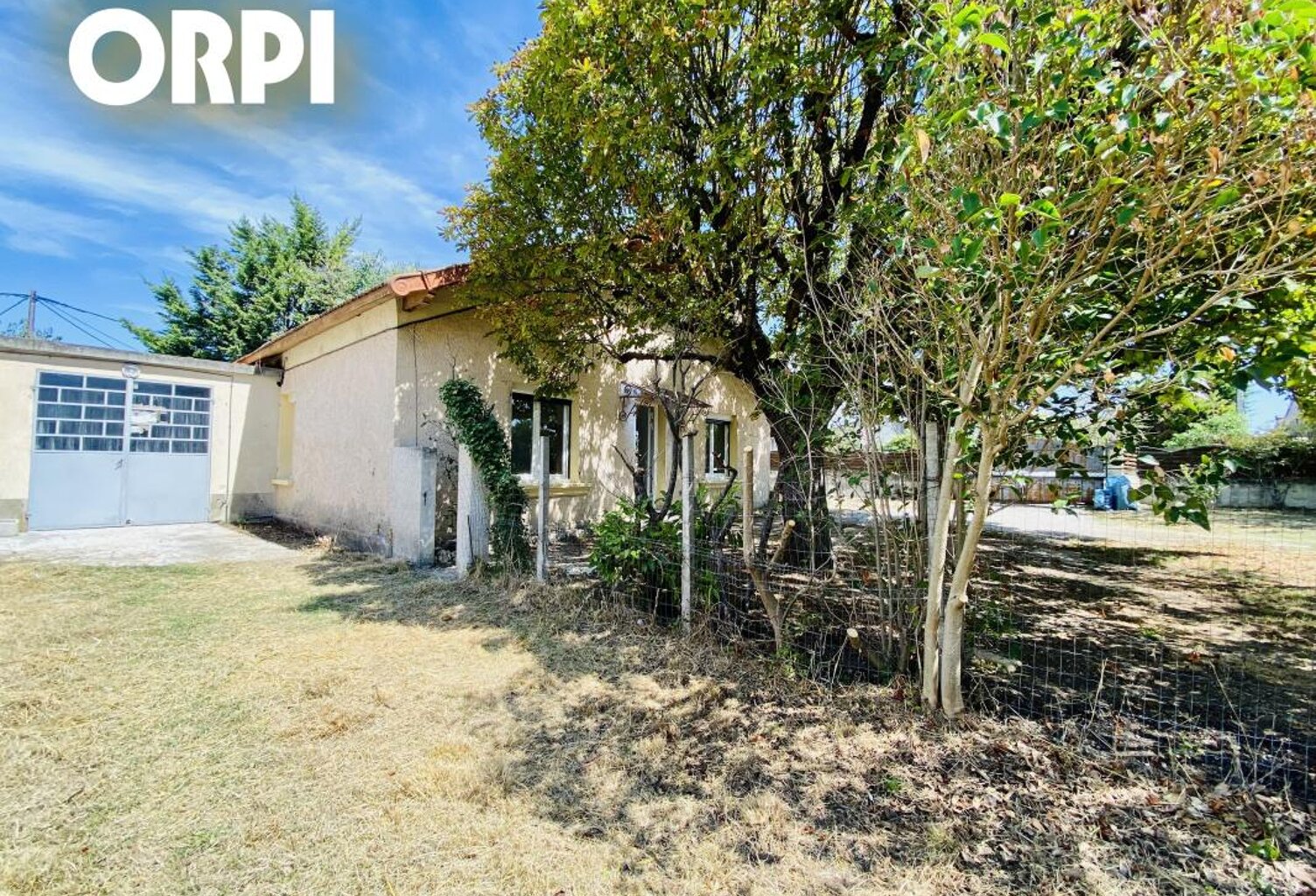 En exclusivité, villa de plain-pied à vendre avec fort potentiel ! — photo 1
