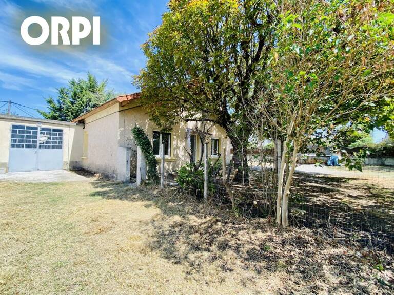 En exclusivité, villa de plain-pied à vendre avec fort potentiel ! — photo 1