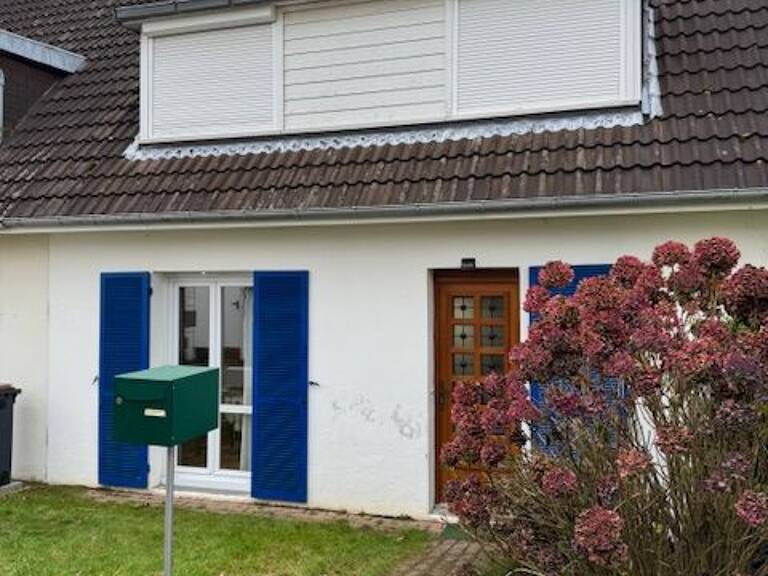Maison À Vendre SUR LES LOMBARDS — photo 1