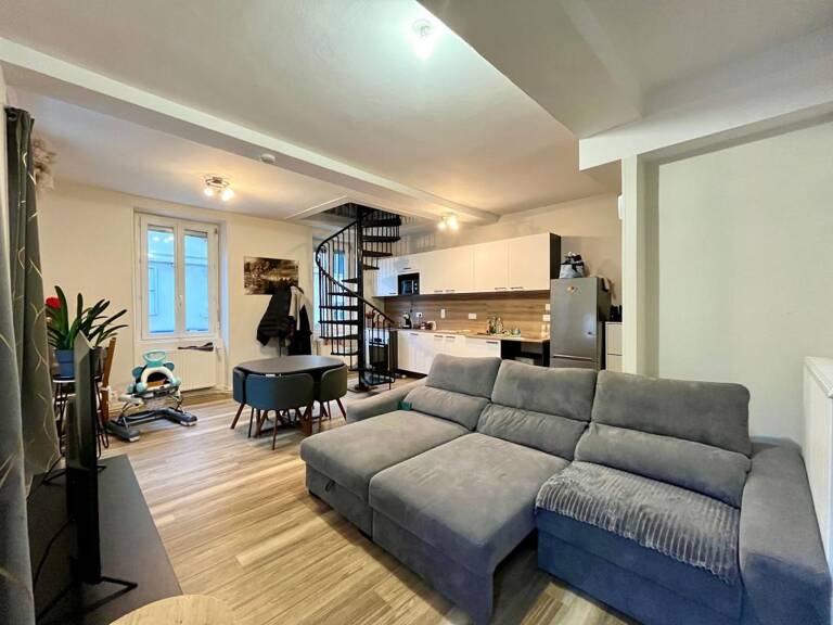 Appartement À Louer — photo 1
