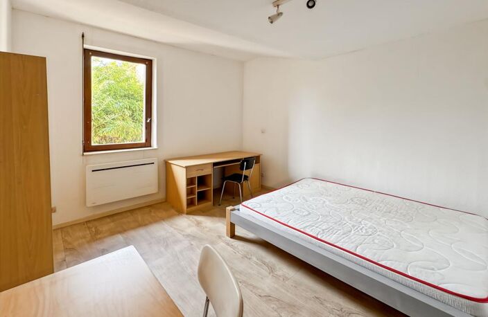 Toulouse Saint-Cyprien — Studio lumineux au calme dans une petite copropriété — photo 3