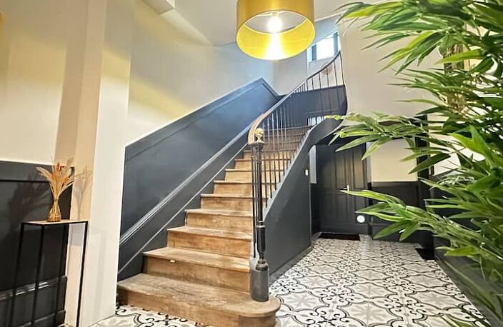Immeuble de rapport A VENDRE — photo 2