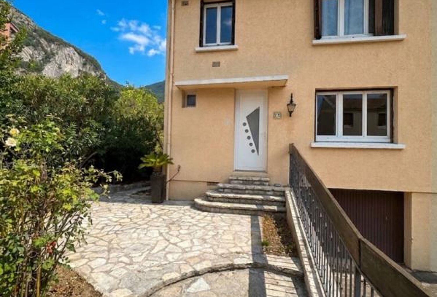 Maison Sassenage 5 pièces 84 m2 (Secteur Ovalie) — photo 1