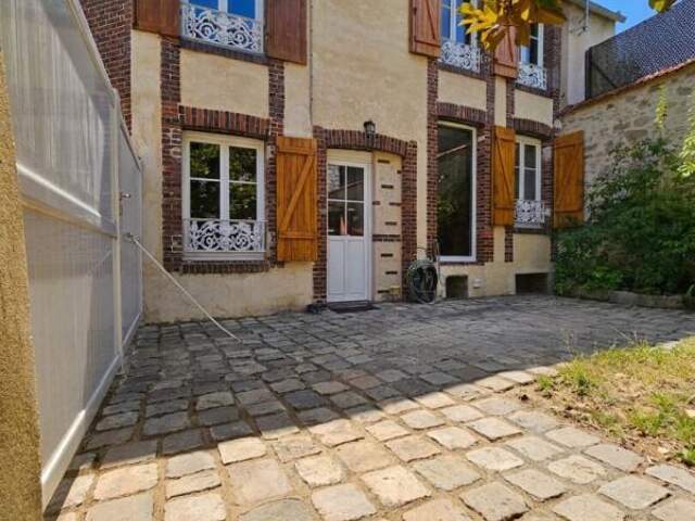 EPERNON CENTRE Charme, confort d'été et luminosité (Ancien 3 chambres) — photo du bien
