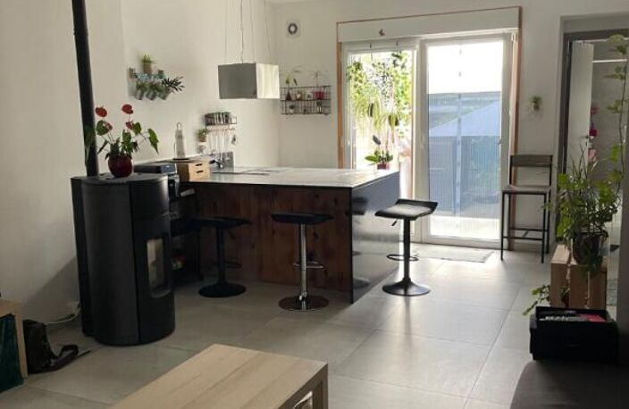À VENDRE EN EXCLUSIVITÉ - MAISON DE VILLE 85 m² AVEC JARDIN - PETITE-FORÊT — photo 3