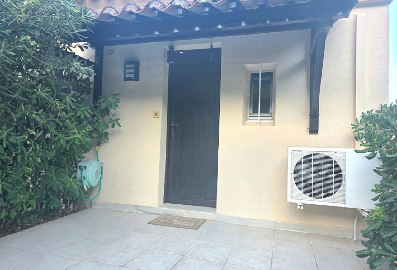 Maison Le Lavandou 3 pièce(s) 24 m2 PARKING PISCINE — photo 1