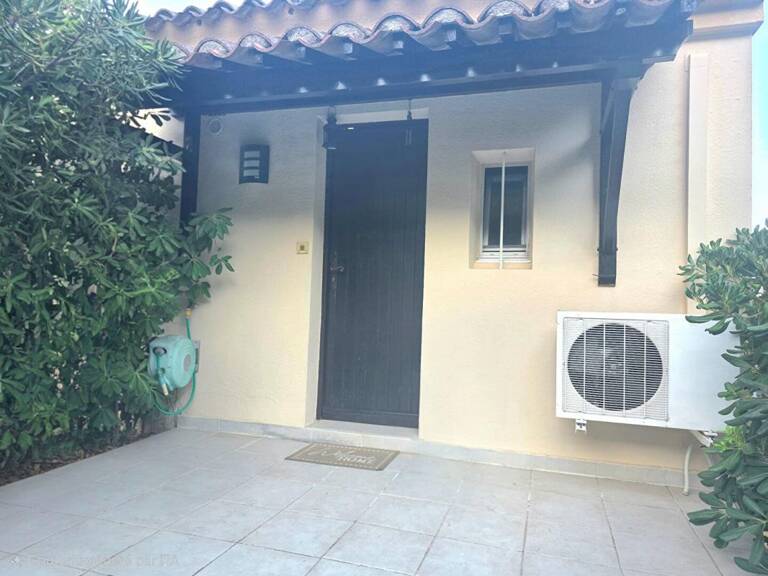 Maison Le Lavandou 3 pièce(s) 24 m2 PARKING PISCINE — photo 1