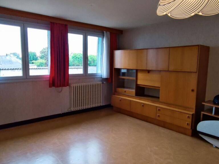 Bel appartement de 104 m² proche des commodités à Nevers — photo 1
