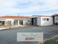 Ensemble immobilier avec double habitation - coeur de bourg de Chavagnes-en-Paillers — photo 3
