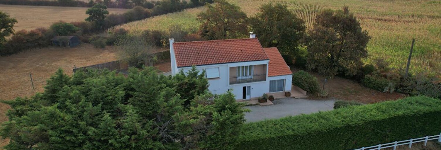 Maison 8 Pièces 185 m² à vendre à Saint-Hilaire-de-Chaléons (44680)