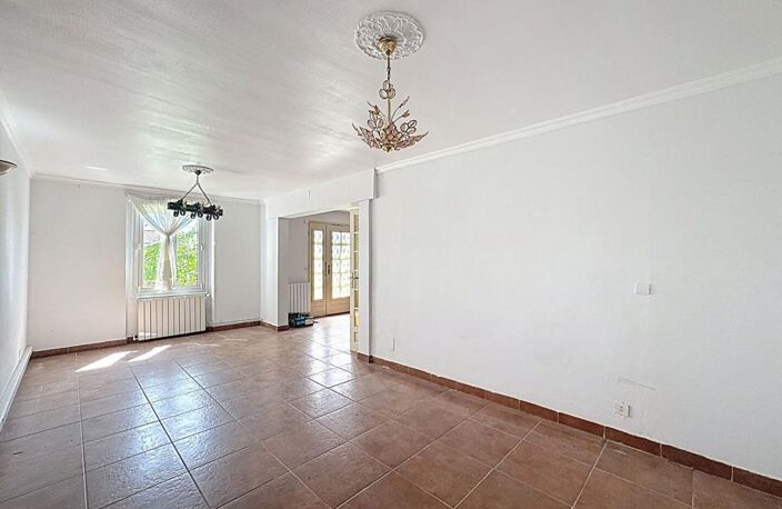 Maison familiale 6 chambres  Volumes exceptionnels, DPE C et garage XXL de 40 m2 — photo 4