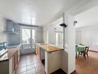 Maison familiale 6 chambres  Volumes exceptionnels, DPE C et garage XXL de 40 m2 — photo 4