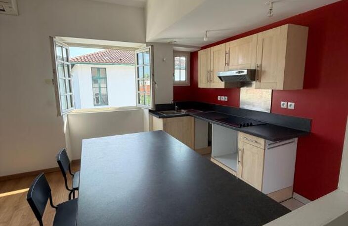Appartement À Vendre — photo 3