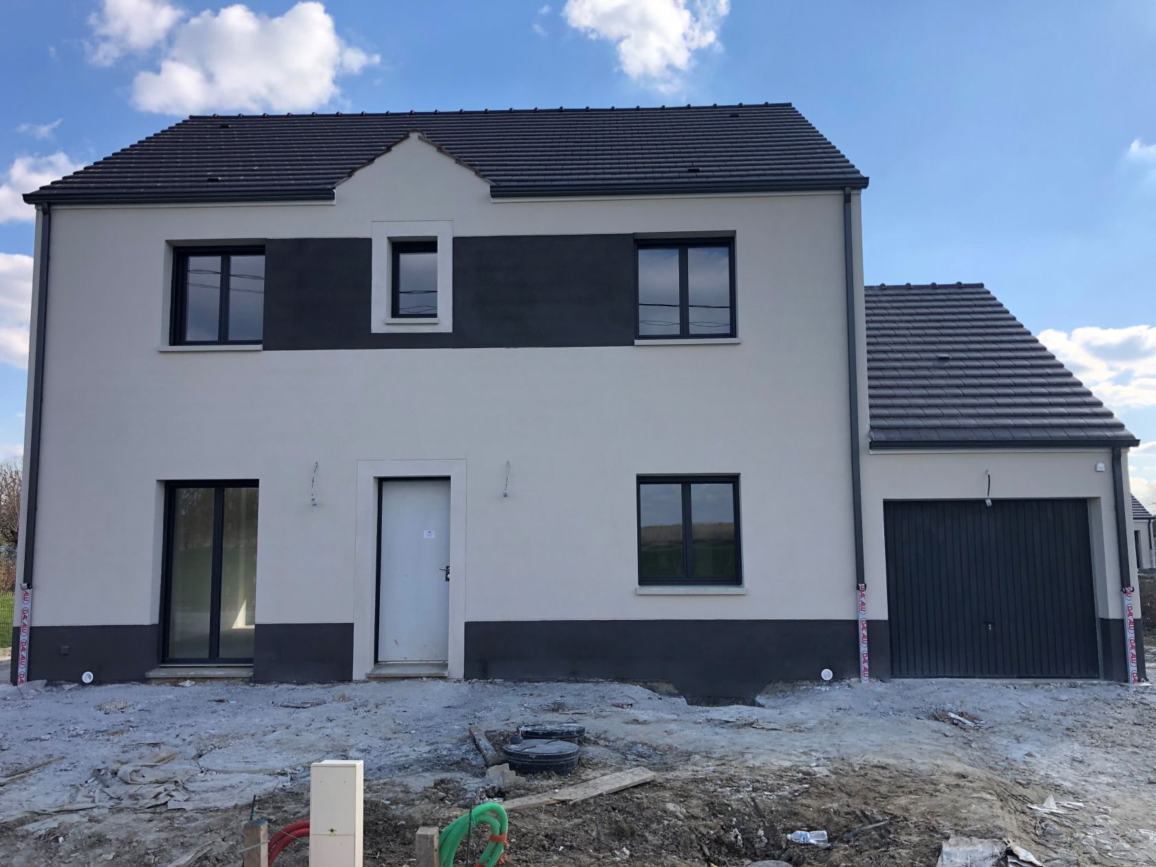 Terrain à bâtir de 500 m² à THORIGNY-SUR-MARNE (77)