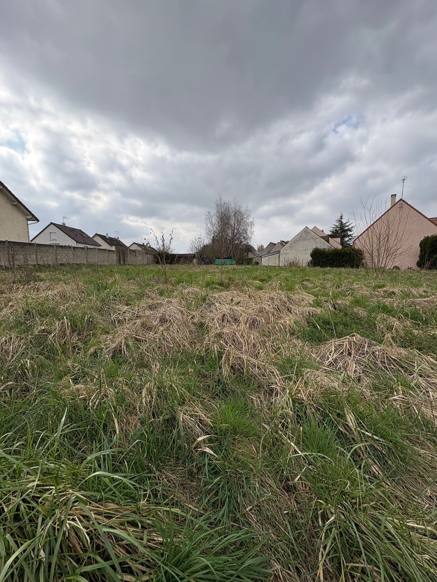 Terrain à bâtir de 550 m² à THORIGNY-SUR-MARNE (77)