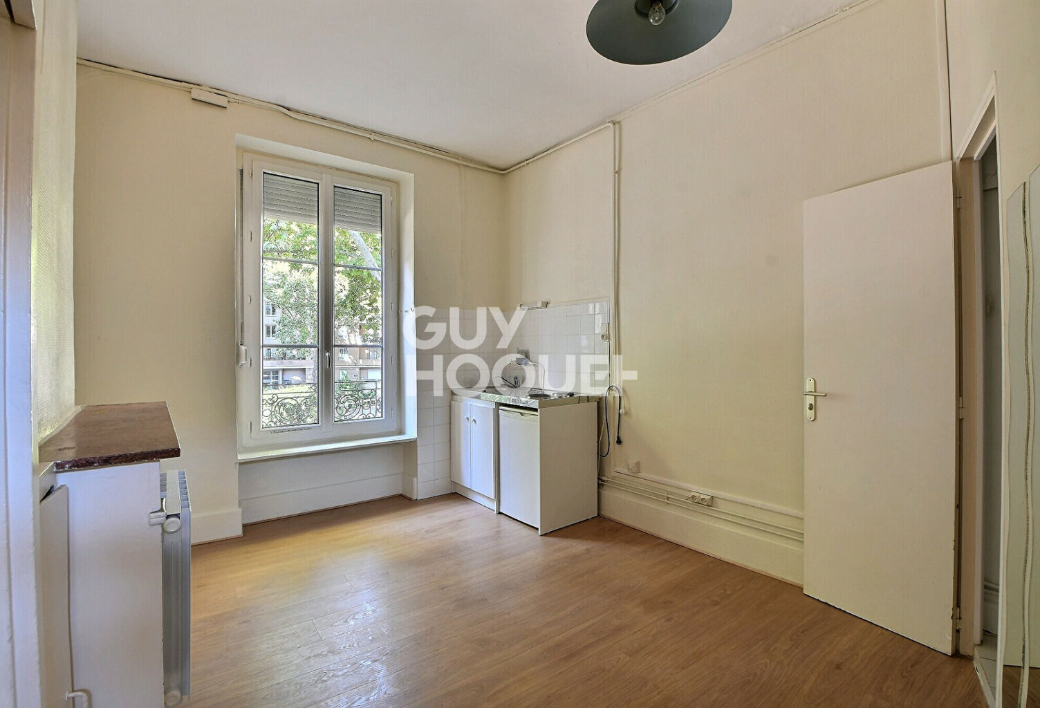 Part Dieu / Garibaldi - appartement T2 bis de 40 m² avec dressing, cave et grenier - Lyon 3ème (69003) — photo 1
