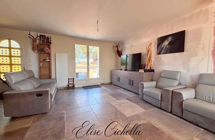 Maison dan d'un environnement calme — photo 3
