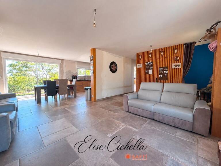 Maison dan d'un environnement calme — photo 1