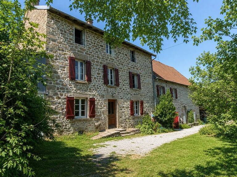 À vendre en Creuse, charmante ferme et forêt — photo 1