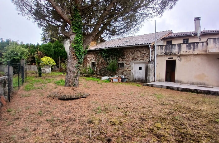 A SAISIR! ENSEMBLE IMMOBILIER   2 MAISONS, DÉPENDANCES ET TE — photo 2