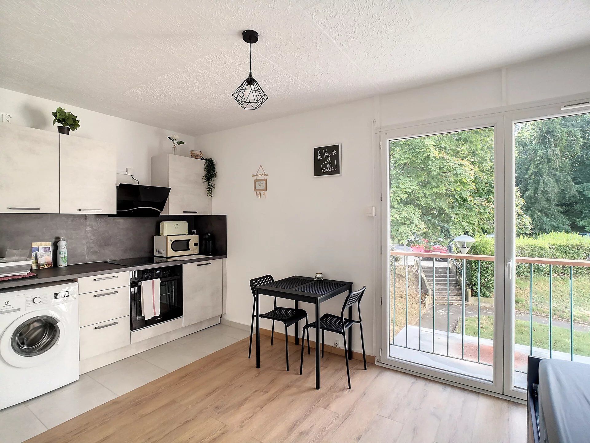 Appartement 1 pièce 18 m² · à Avon · 18 m² · 636 €/mois
