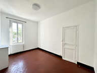 T2 - Saint Just — photo 3