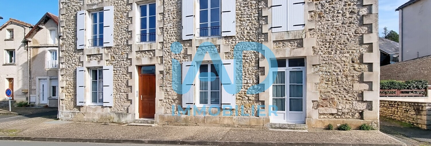 Immeuble  310 m² à vendre à Chauvigny (86300)