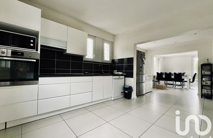 Vente Maison/villa 8 pièces — photo 4