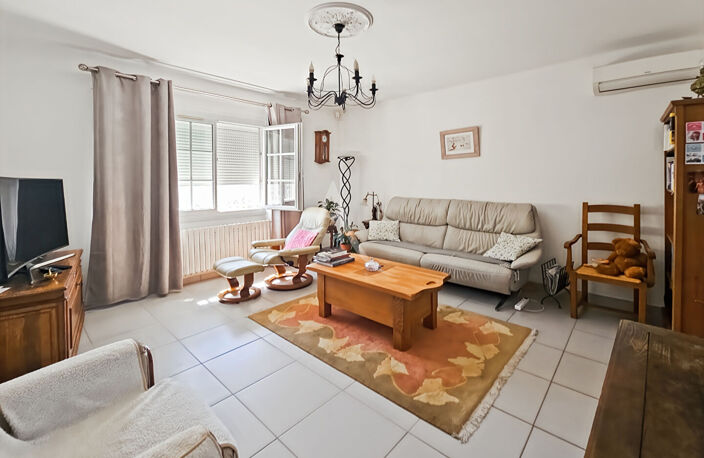 LE PRADET Maison T4 + T2 indépendante à pied du centre ville et des plages ! — photo 3