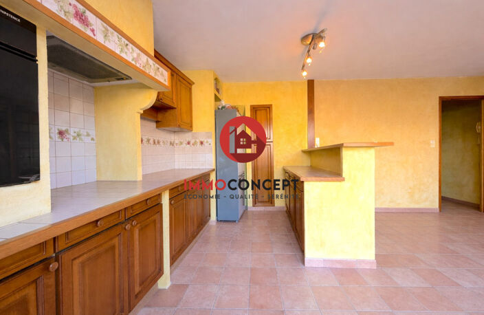 Maison de village de 141 m² avec garage et terrasse — photo 4