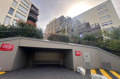 Garage  92 €