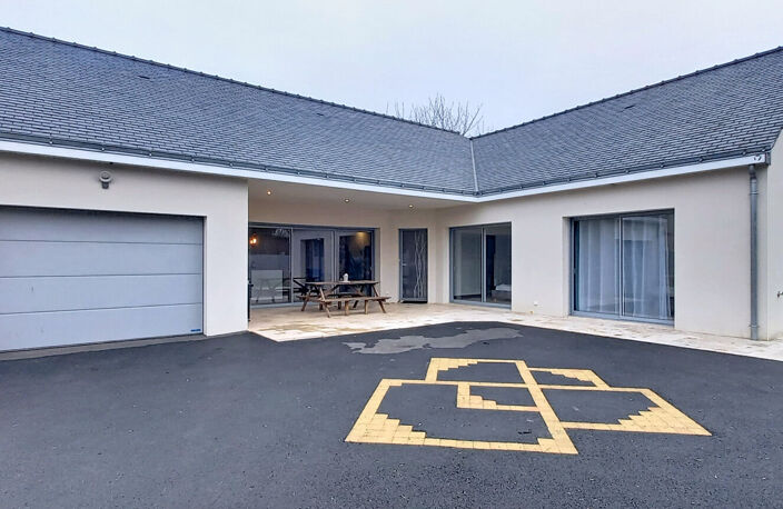 PROCHE CENTRE VILLE - MAISON PLAIN-PIED 155m² — photo 2
