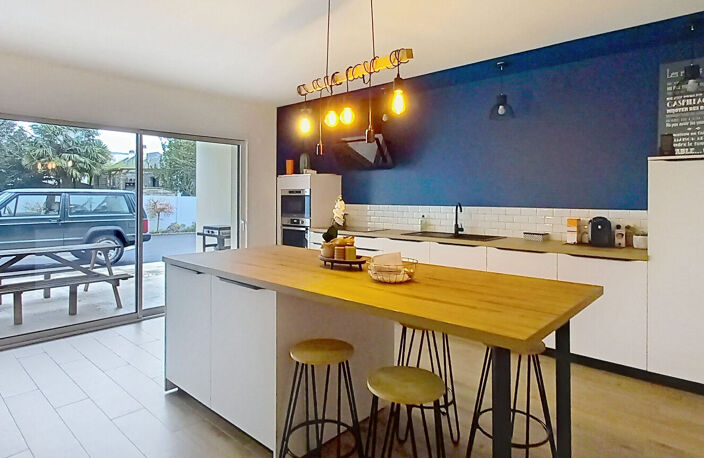 PROCHE CENTRE VILLE - MAISON PLAIN-PIED 155m² — photo 4