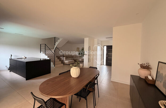 Maison 4 pièces récente avec piscine Beaucaire — photo 4