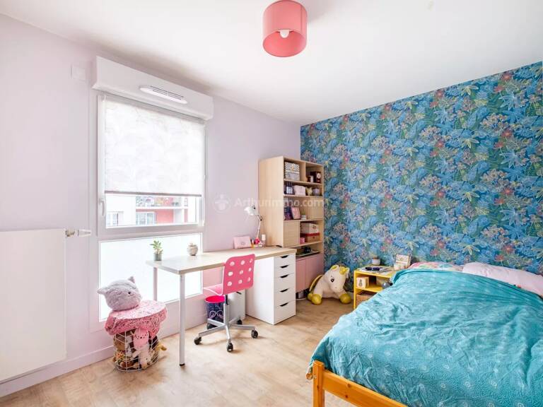 À vendre – Superbe duplex T5 de 104 m² avec terrasse et jardin – Villeurbanne — photo 1