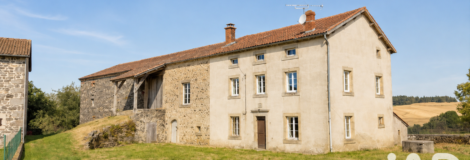 Maison 6 Pièces 150 m² à vendre à Saint-Jean-Lachalm (43510)