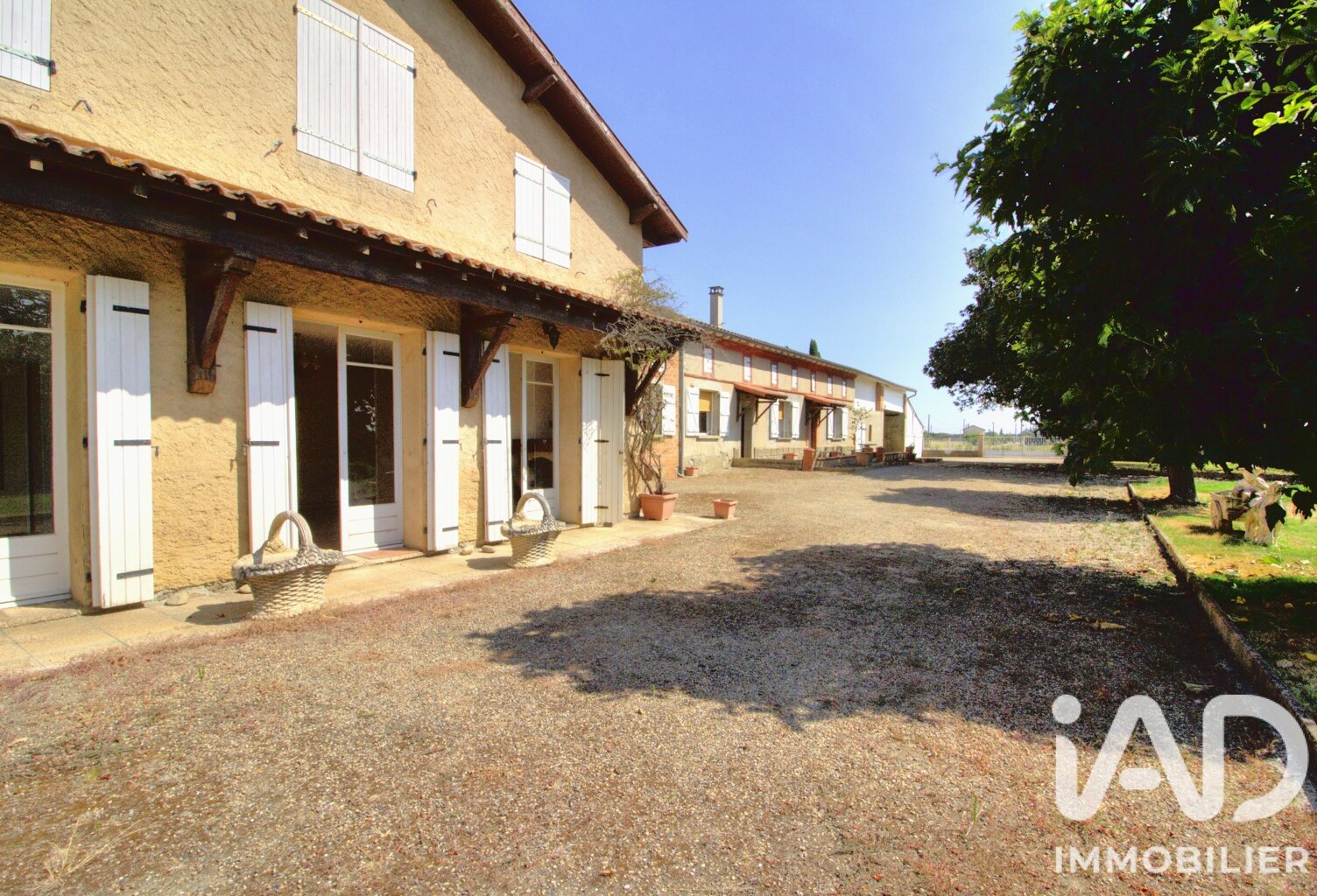 Vente Maison/villa 10 pièces — photo 1