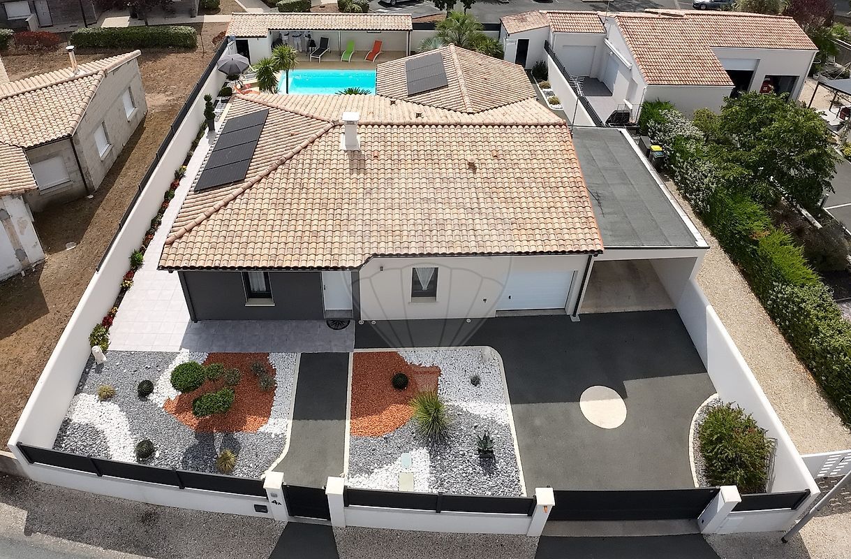 Villa / Maison  T4 à vendre Mathes (Les) 17570