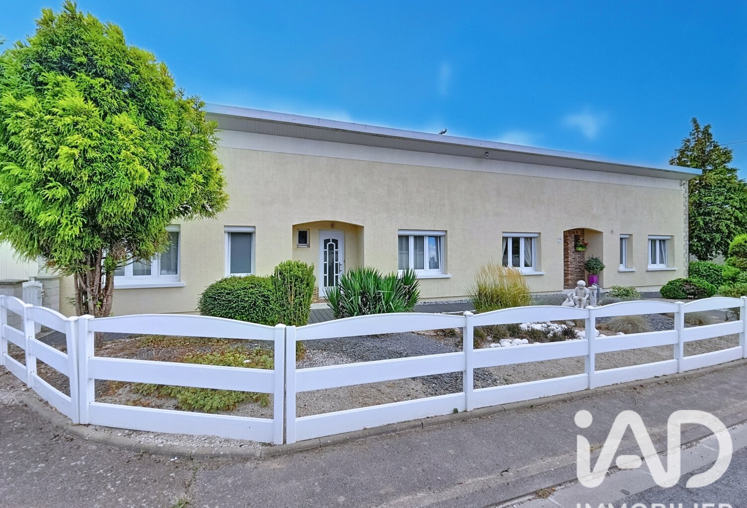 Vente Maison/villa 8 pièces — photo 1