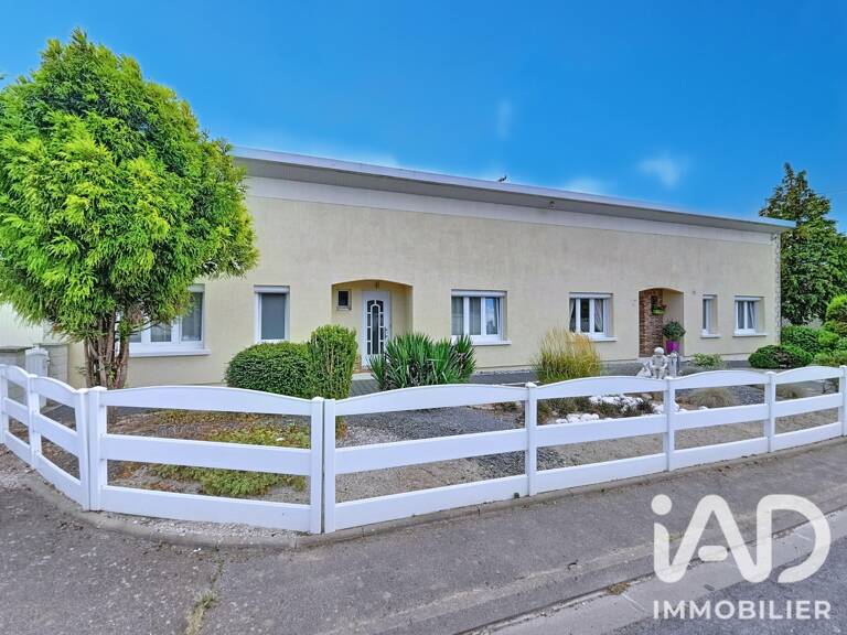 Vente Maison/villa 8 pièces — photo 1