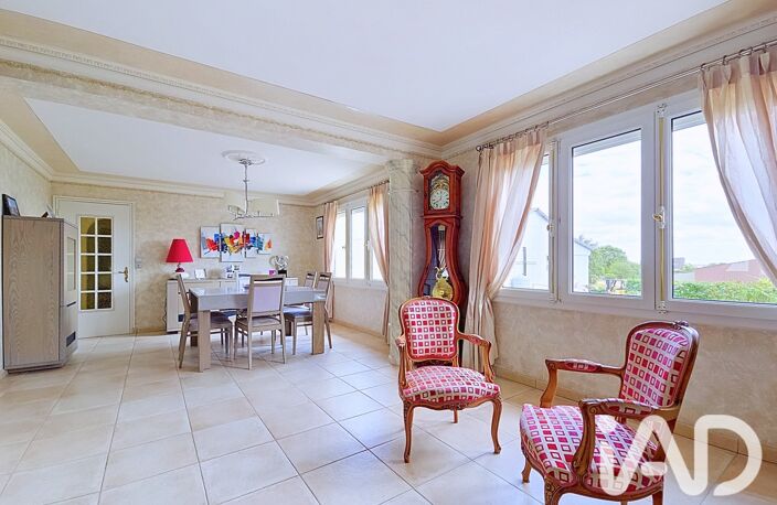 Vente Maison/villa 8 pièces — photo 4