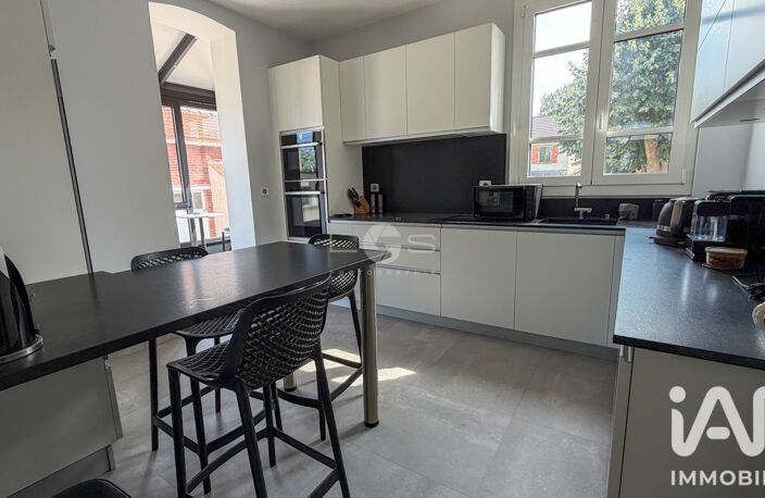 Vente Maison/villa 10 pièces — photo 3