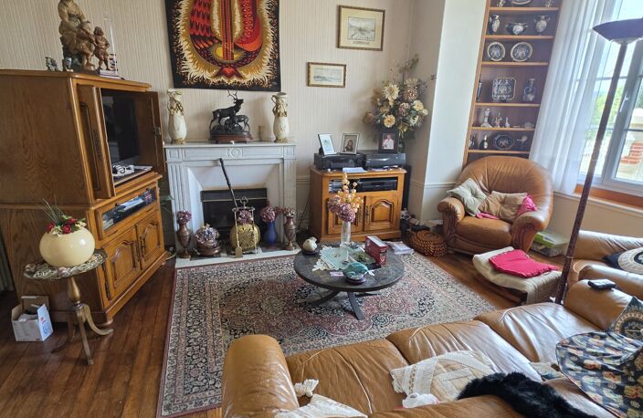 Vente Maison/villa 8 pièces — photo 4