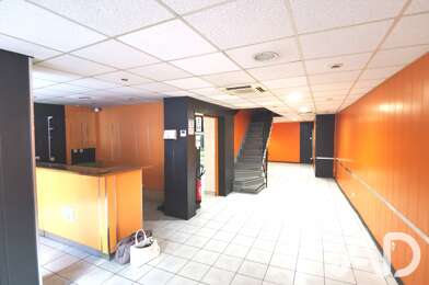 Commerce  100000 €
