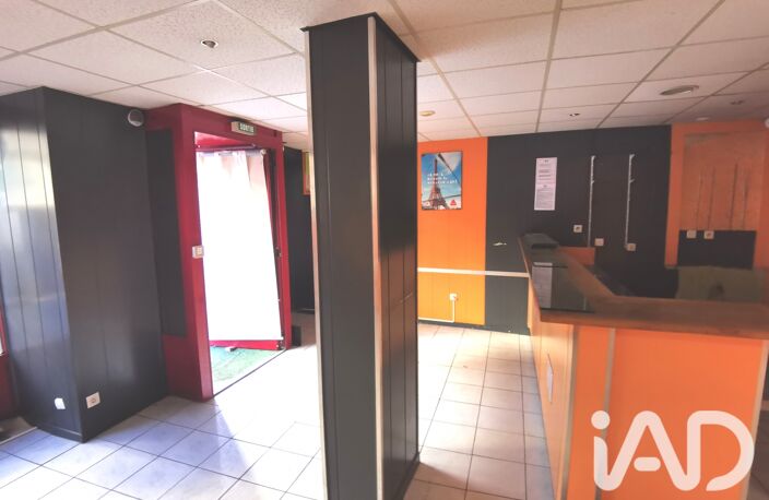 Vente Boutique/Local commercial 200 m&sup2; — photo 2