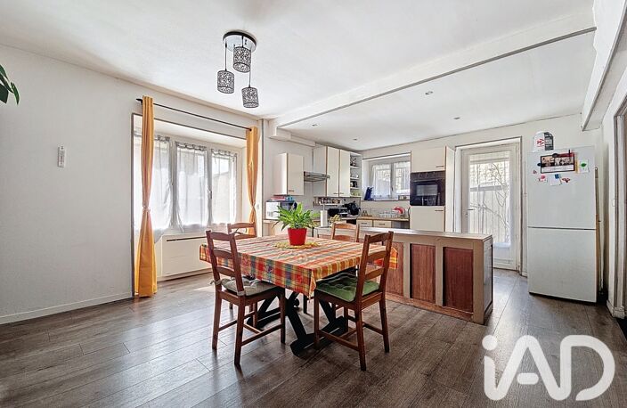 Vente Maison/villa 5 pièces — photo 2